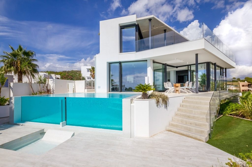 Villa Lola